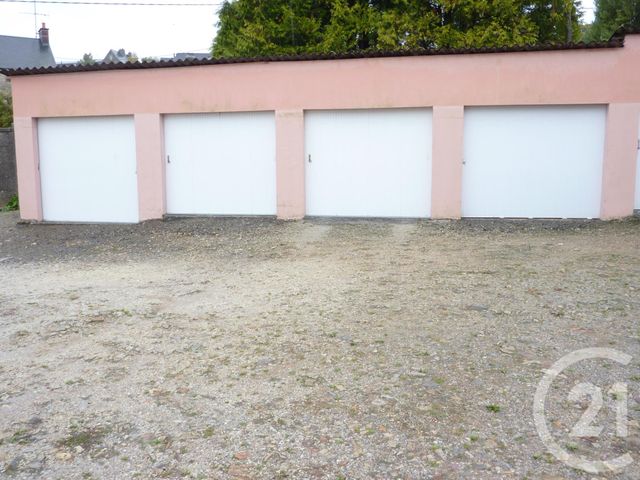 parking à louer - 18.0 m2 - DOMFRONT EN POIRAIE - 61 - BASSE-NORMANDIE - Century 21 Agence Pays D'Andaines